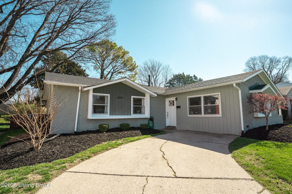 Photo of 2813 Brookdale Ave, Louisville, KY 40220 (MLS # 1712932)