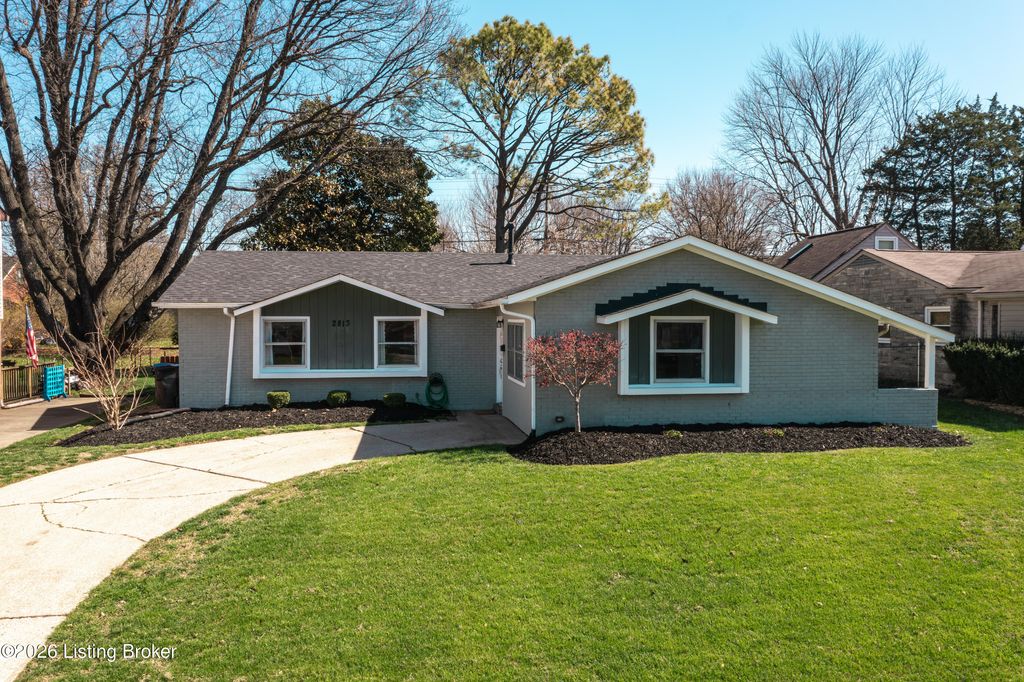 Photo of 2813 Brookdale Ave, Louisville, KY 40220 (MLS # 1712932)