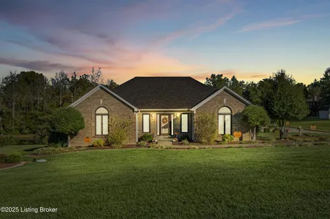 360 Rockcastle Villa Dr, Shepherdsville, KY 40165 - #: 1700905