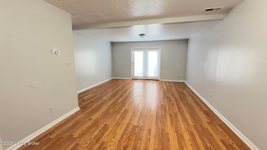 Photo of 729 E Court Ave, Jeffersonville, IN 47130 (MLS # 1712053)