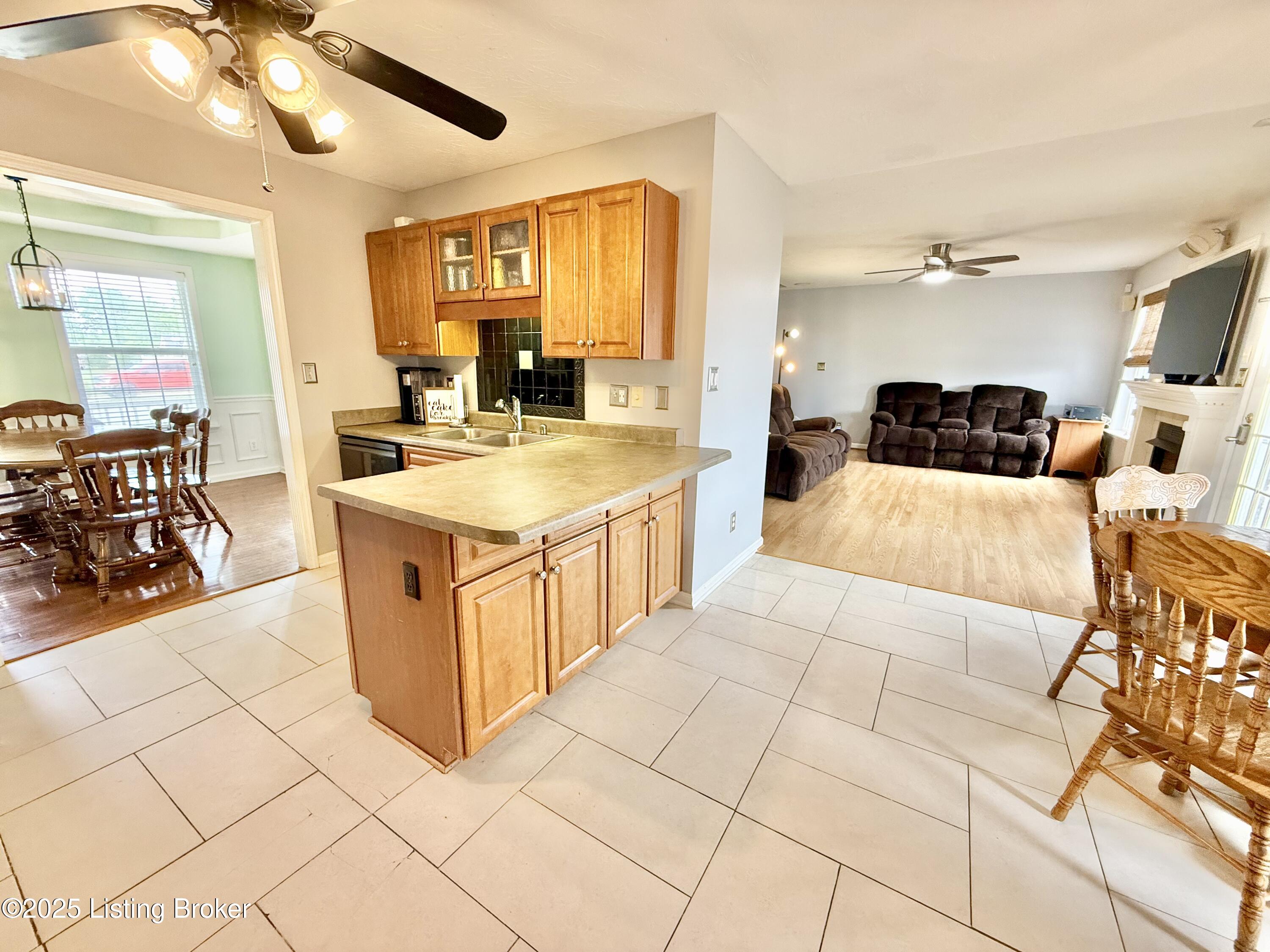 205 Autumn Glen Dr, Mt Washington, Kentucky image 10