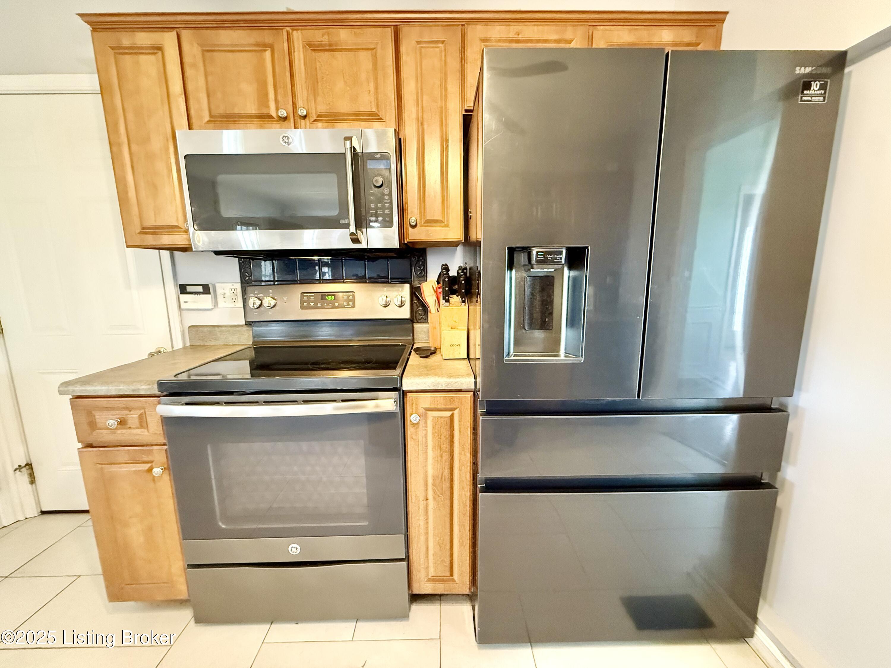 205 Autumn Glen Dr, Mt Washington, Kentucky image 14