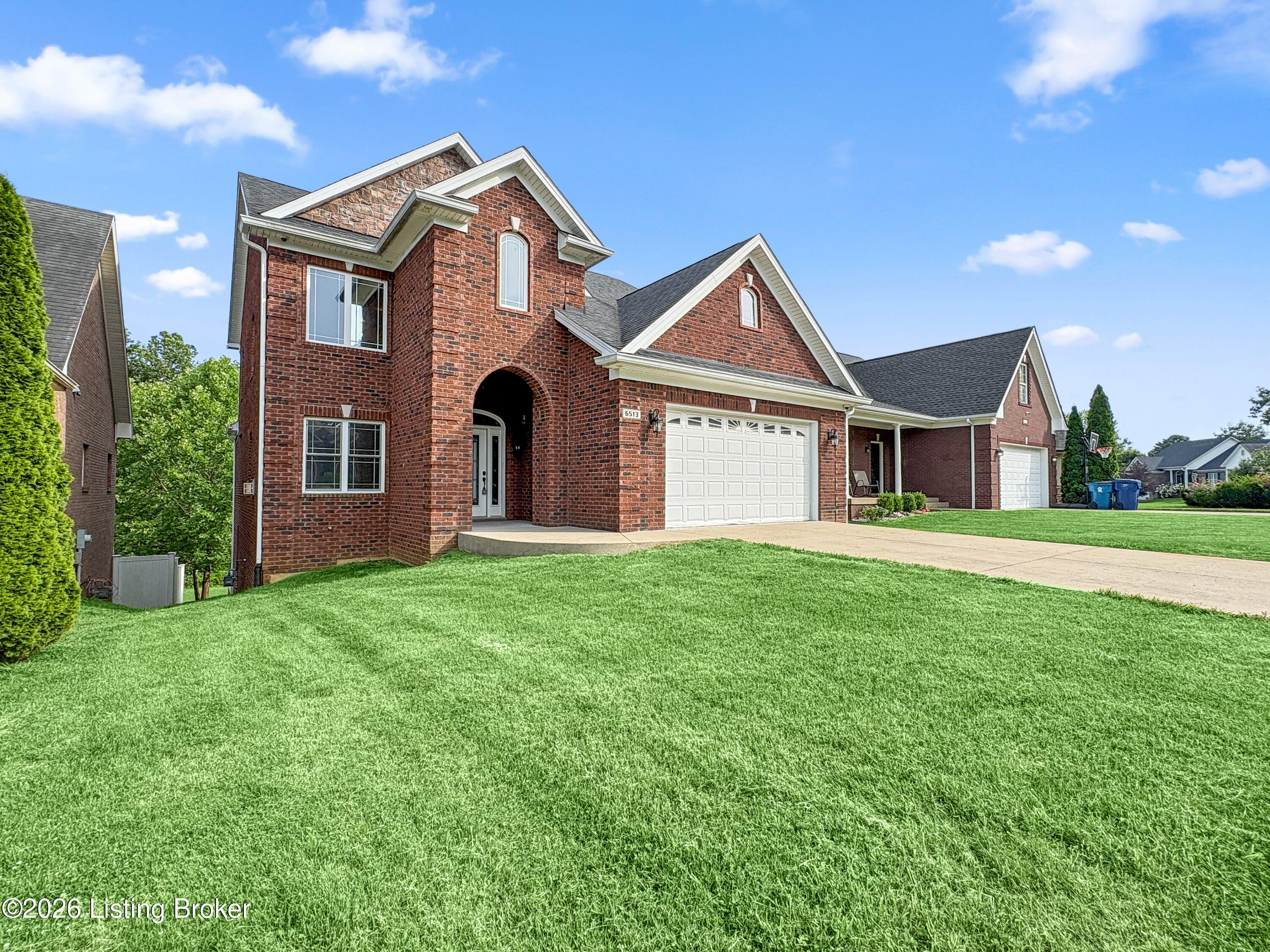 Photo 1 of 85 — 6513 Keeling Park Dr, Louisville, KY 40291