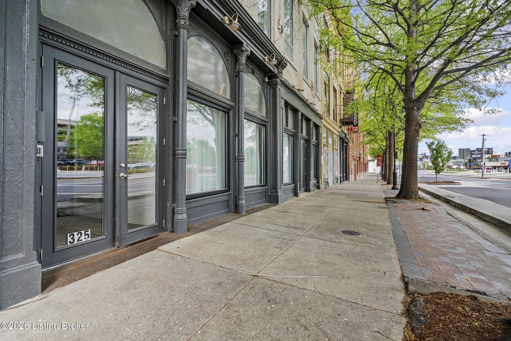 Photo of 325 E Market St #5, Louisville, KY 40202 (MLS # 1714672)