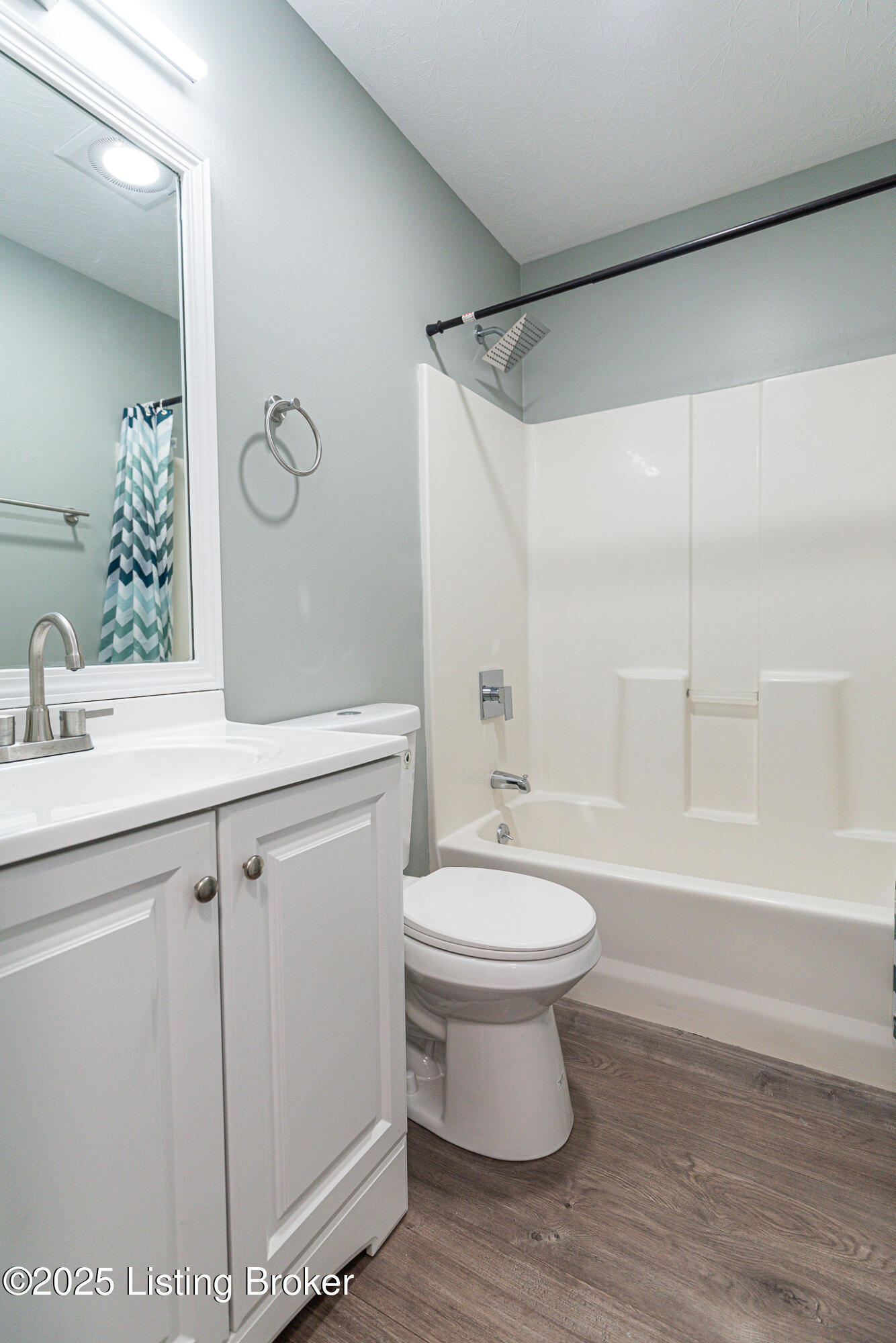 3233 Vermont Ave, Louisville, Kentucky image 17