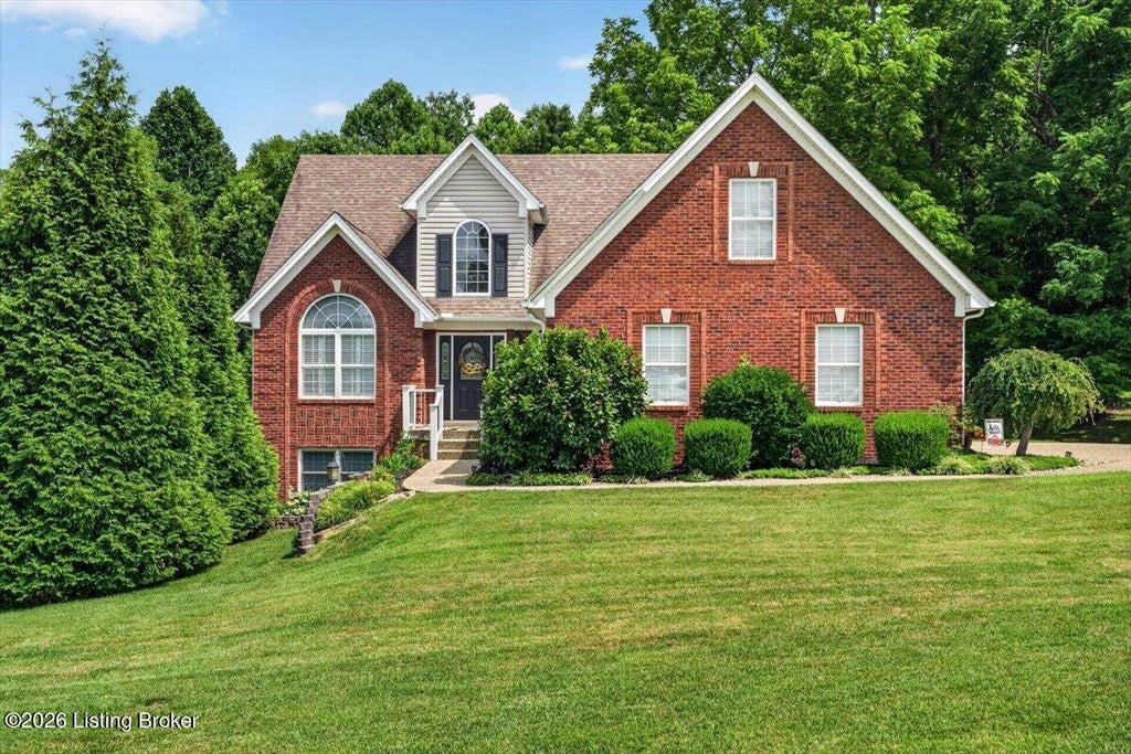 Photo of 2309 Dogwood Cross Rd, La Grange, KY 40031 (MLS # 1723799)