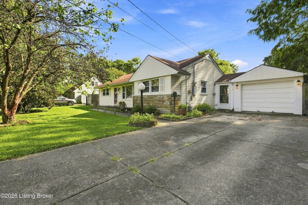 Photo of 9227 Omar Khayyam Blvd, Louisville, KY 40272 (MLS # 1730385)