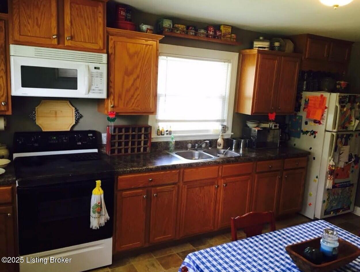 218 Hendricks St, Leitchfield, Kentucky image 5