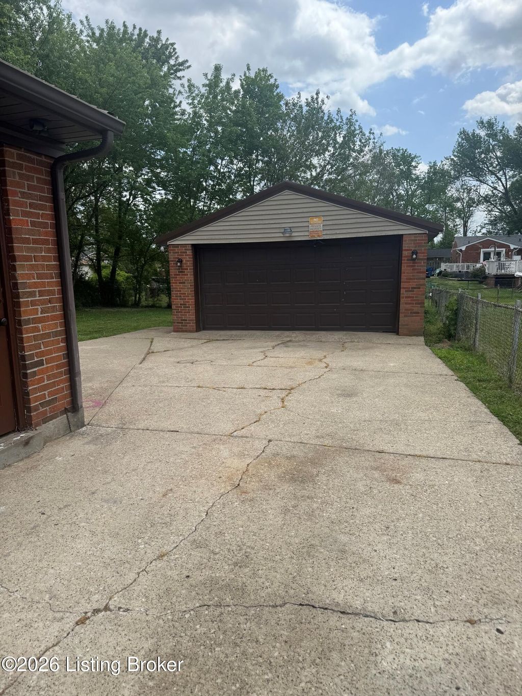 Photo of 6712 Barfield Rd, Louisville, KY 40258 (MLS # 1714318)