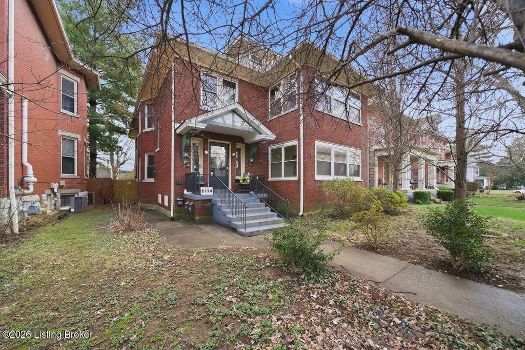 Photo of 2114 Bonnycastle Ave, Louisville, KY 40205 (MLS # 1714238)
