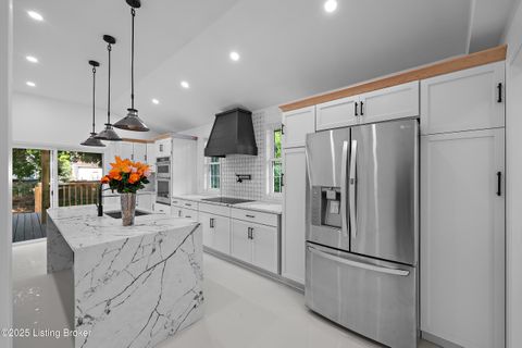 Photo of 4826 S 4th St, Louisville, KY 40214 (MLS # 1701428)