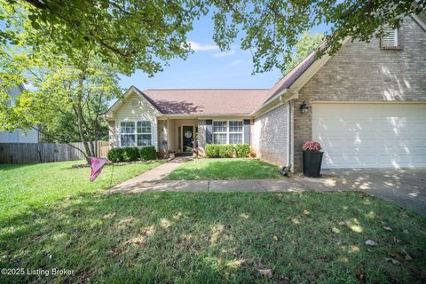 Photo of 9205 Newbury Ct, Prospect, KY 40059 (MLS # 1700411)