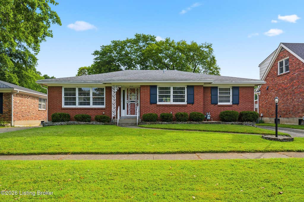 Photo of 3616 Deibel Way, Louisville, KY 40220 (MLS # 1726584)