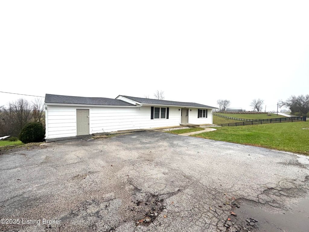 Photo of 9909 Mount Eden Rd, Waddy, KY 40076 (MLS # 1705916)