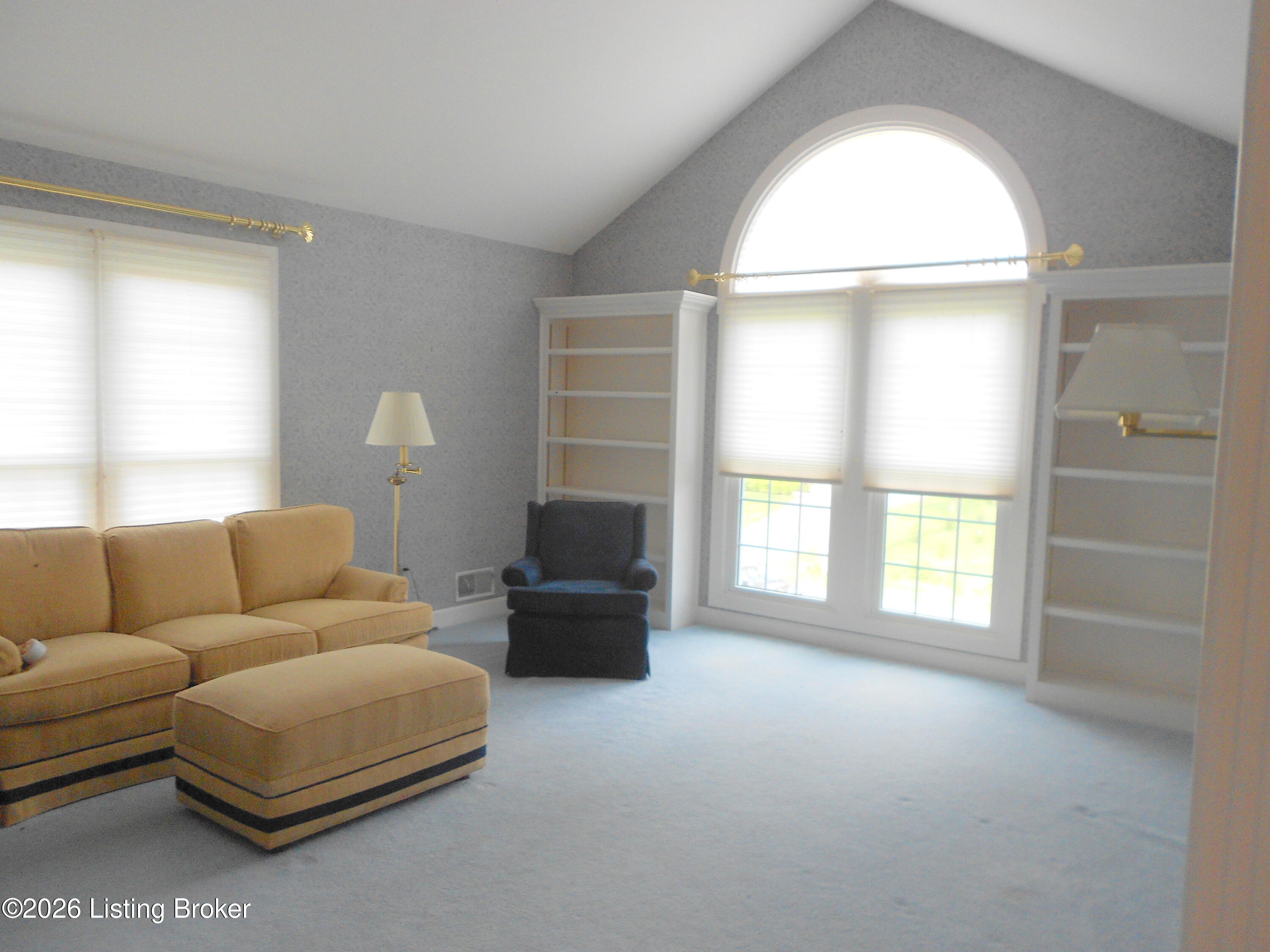 123 Westwind Trail