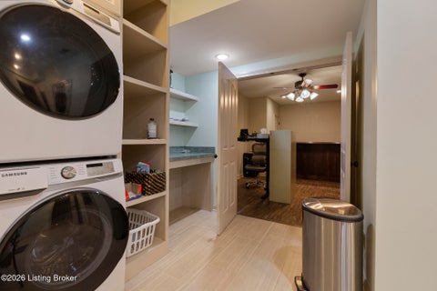 Tiny photo for 4063 Viewcrest Loop, Floyds Knobs, IN 47119 (MLS # 1730261)