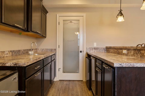 Tiny photo for 4063 Viewcrest Loop, Floyds Knobs, IN 47119 (MLS # 1730261)