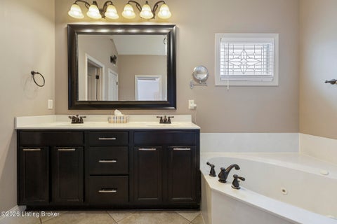 Tiny photo for 4063 Viewcrest Loop, Floyds Knobs, IN 47119 (MLS # 1730261)