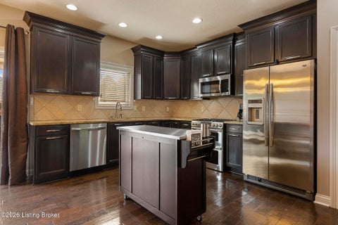 Tiny photo for 4063 Viewcrest Loop, Floyds Knobs, IN 47119 (MLS # 1730261)