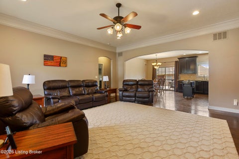 Tiny photo for 4063 Viewcrest Loop, Floyds Knobs, IN 47119 (MLS # 1730261)