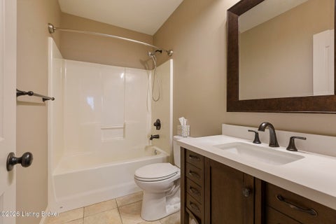 Tiny photo for 4063 Viewcrest Loop, Floyds Knobs, IN 47119 (MLS # 1730261)
