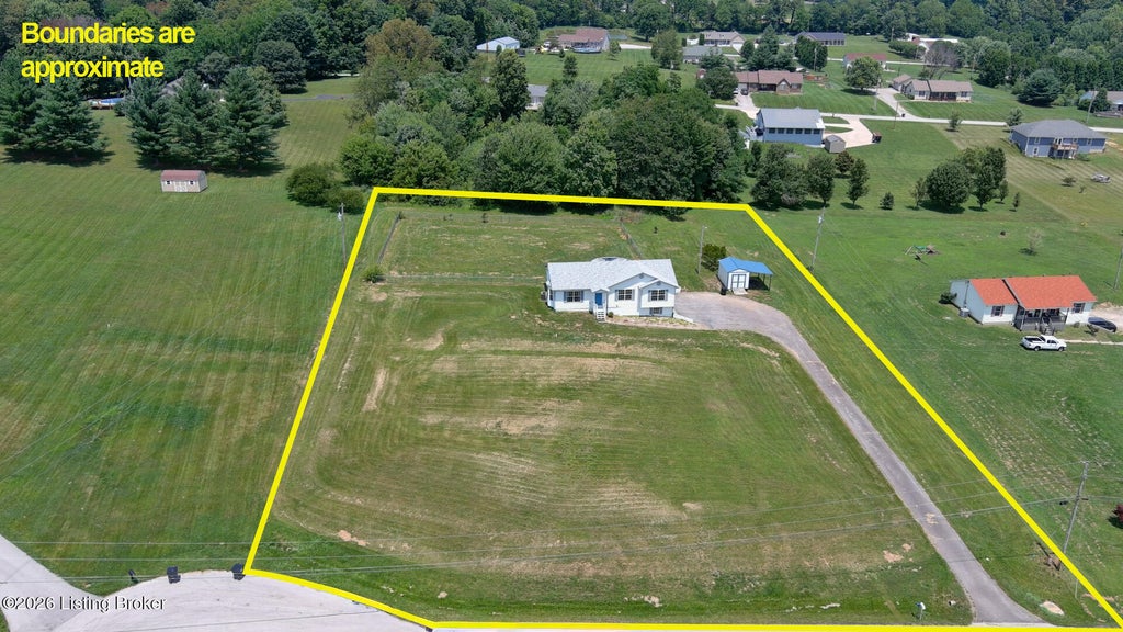 Photo of 164 Carlton Ct, Vine Grove, KY 40175 (MLS # 1721091)