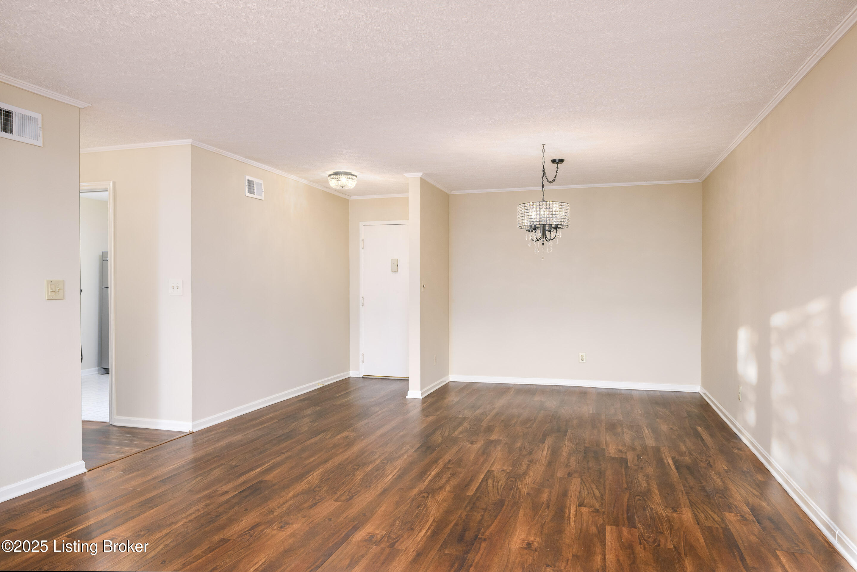 1616 Gardiner Ln #108, Louisville, Kentucky image 3