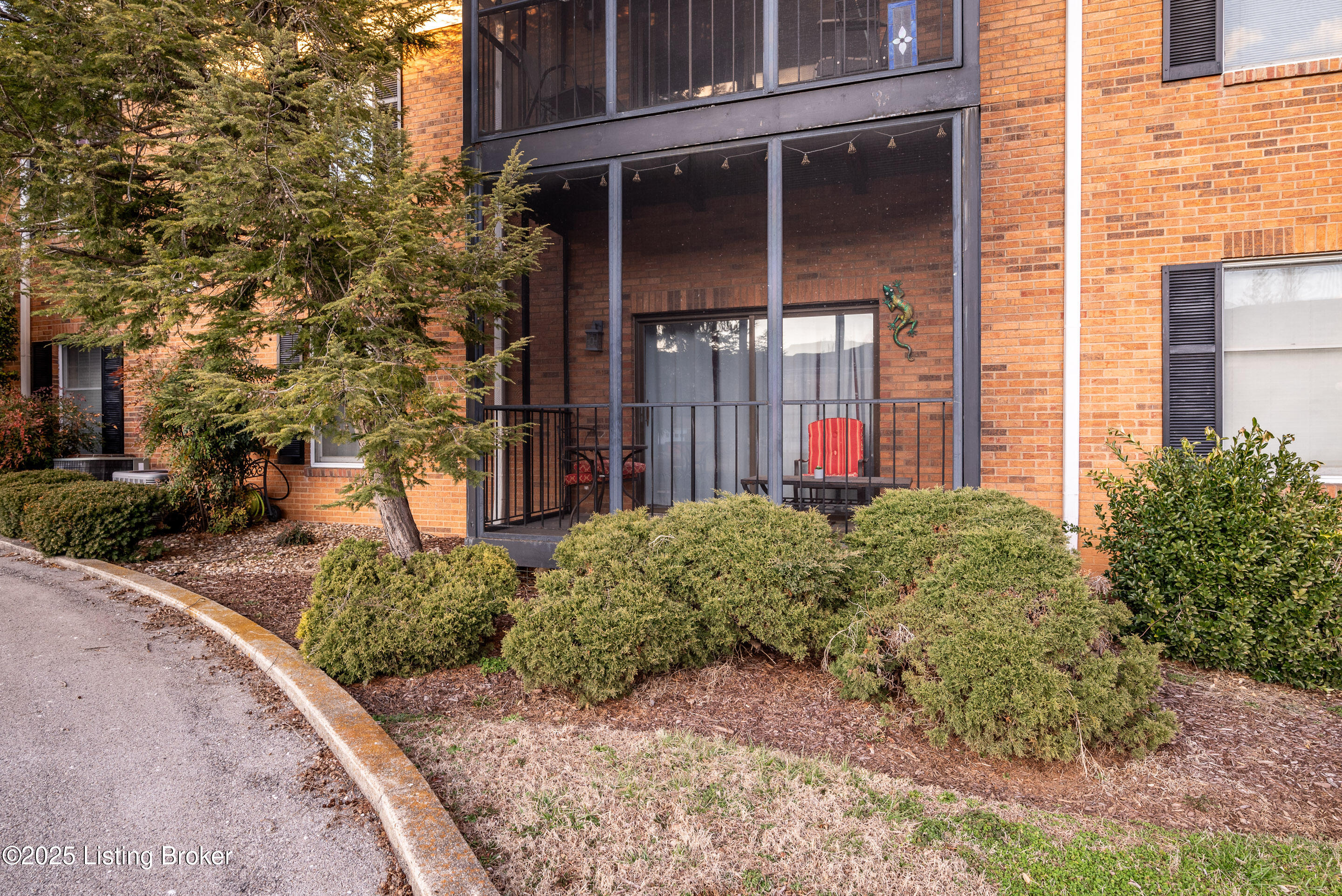 1616 Gardiner Ln #108, Louisville, Kentucky image 27