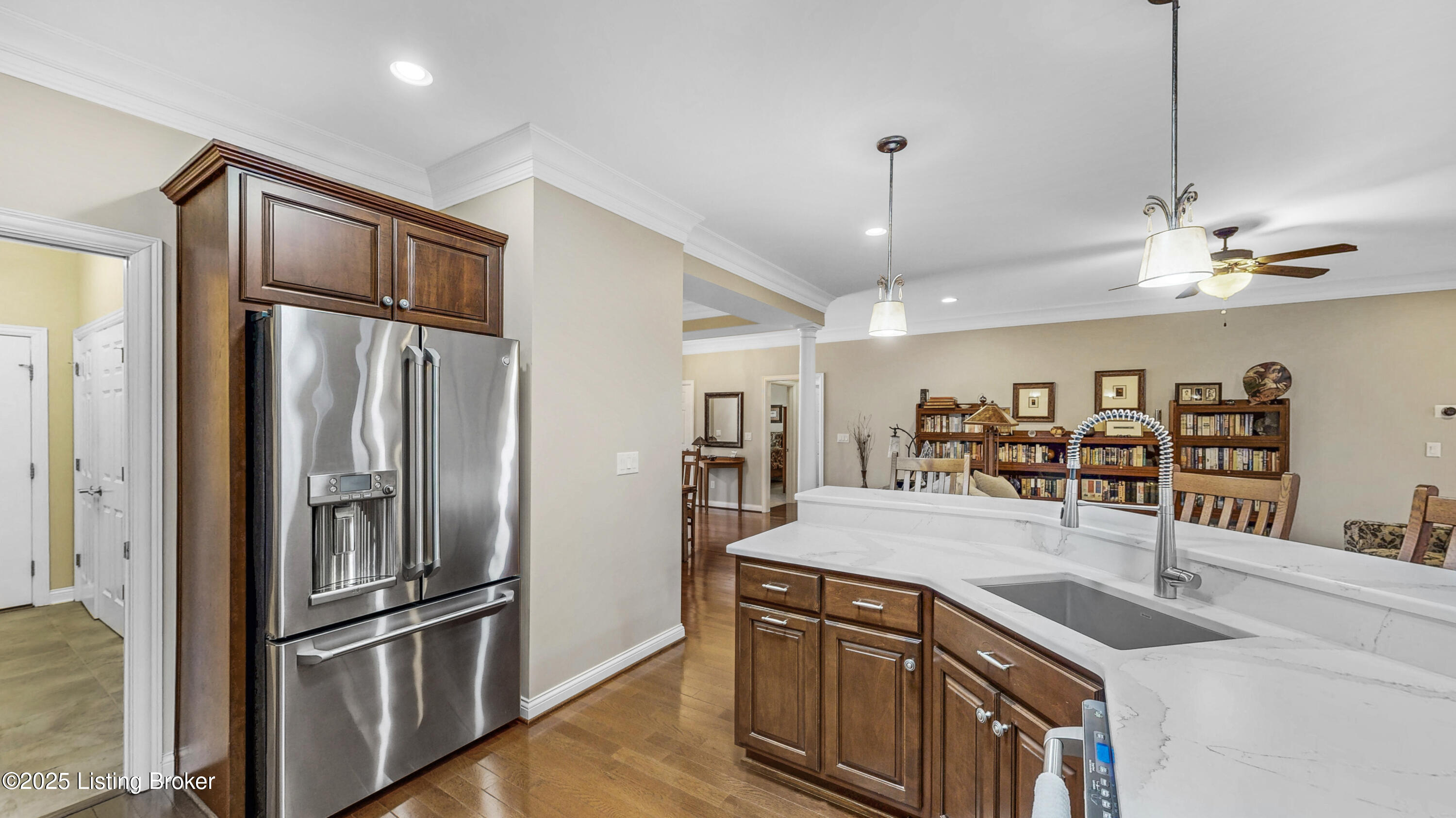 10723 Riva Rd, Louisville, Kentucky image 19