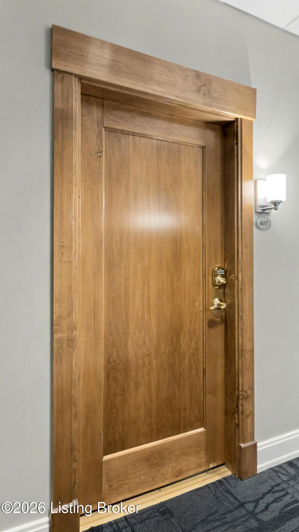 Photo of 222 E Witherspoon St #605, Louisville, KY 40202 (MLS # 1713905)