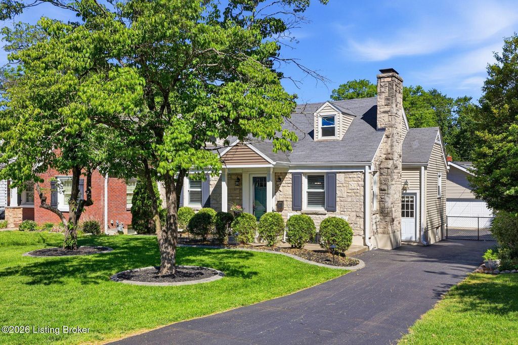 Photo of 4025 Springhill Rd, Louisville, KY 40207 (MLS # 1717563)