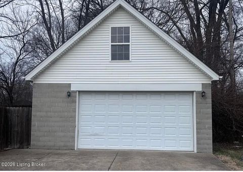 Tiny photo for 2925 Bowman Ave, Louisville, KY 40205 (MLS # 1710255)