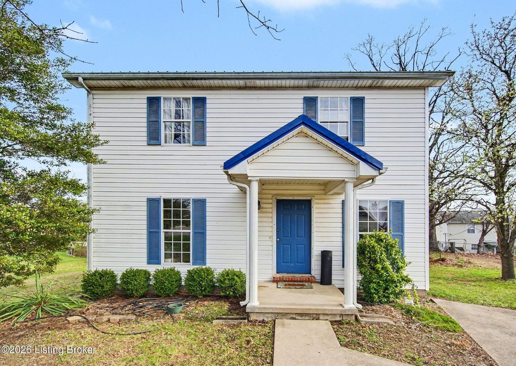 Photo of 121 Marcia Dr, Lawrenceburg, KY 40342 (MLS # 1712312)