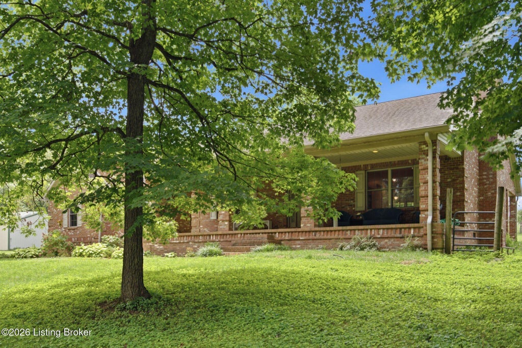 Photo of 1077 Hammonds Creek Rd, Lawrenceburg, KY 40342 (MLS # 1723348)