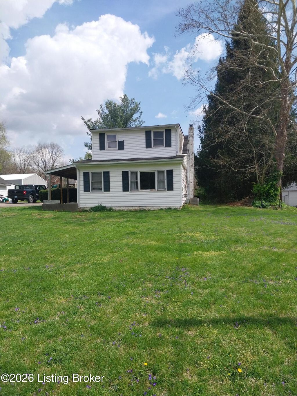 Photo of 4105 Chenoweth Run Rd, Jeffersontown, KY 40299 (MLS # 1717012)