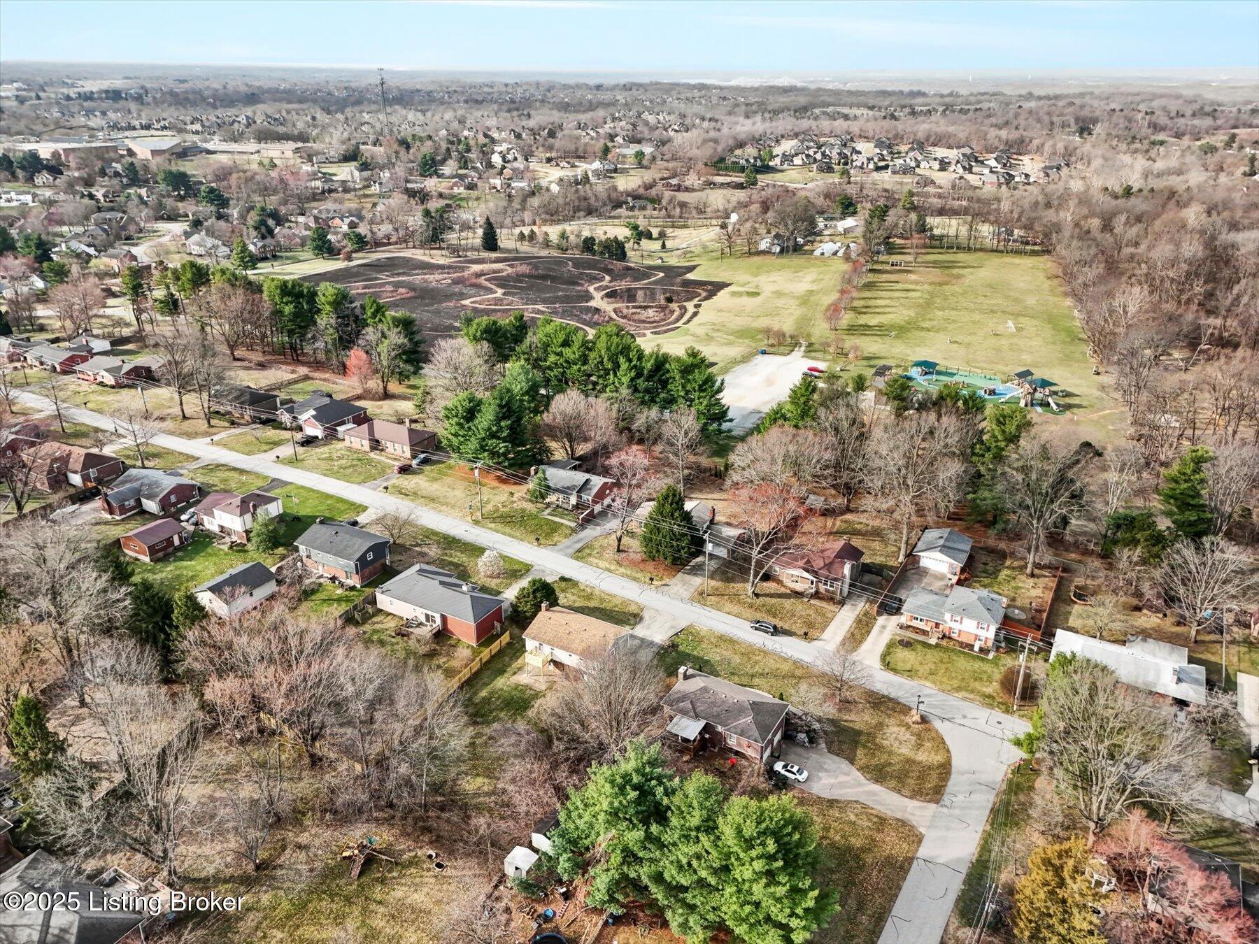 1123 Meadowridge Trail, Goshen, Kentucky image 35
