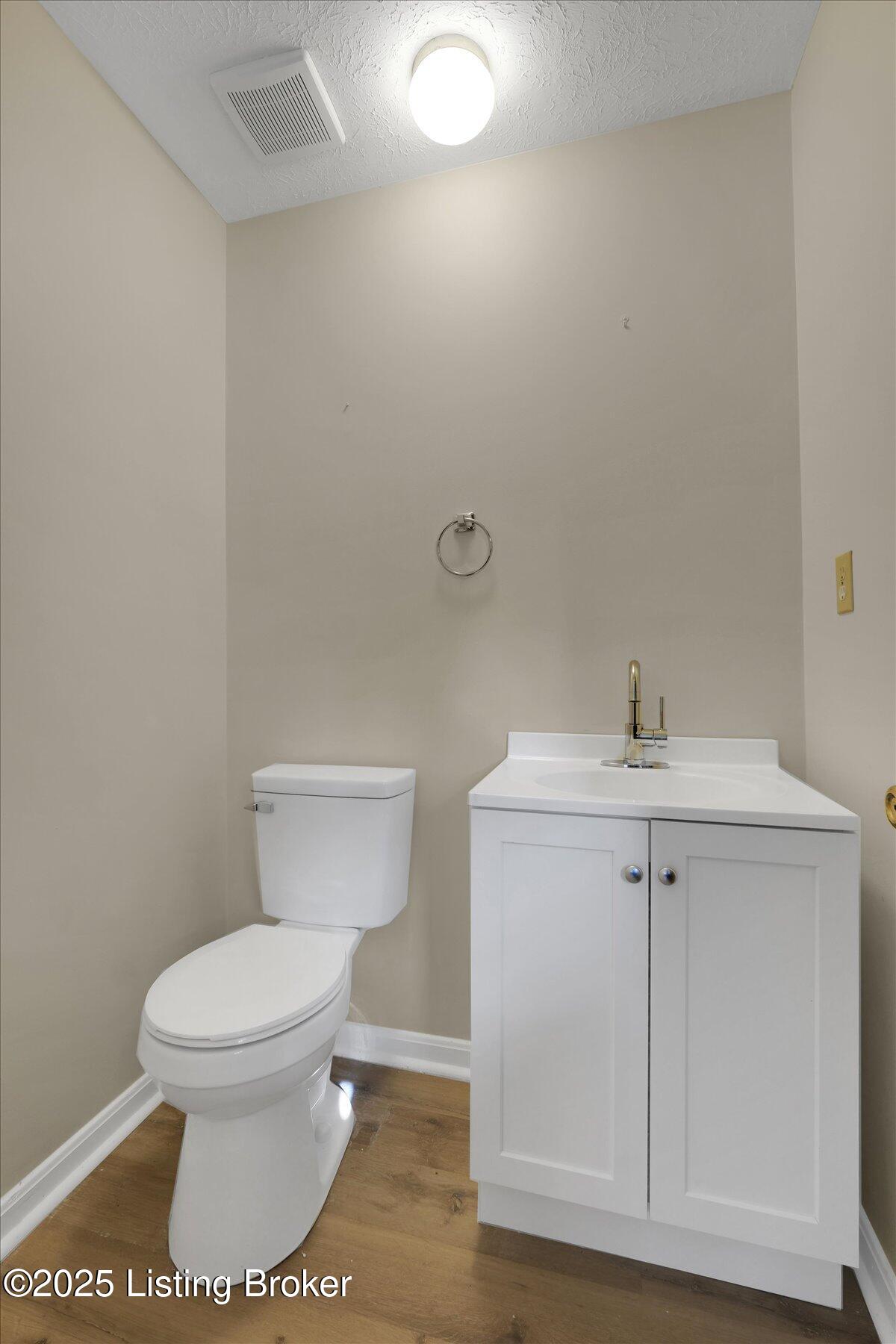 1123 Meadowridge Trail, Goshen, Kentucky image 28
