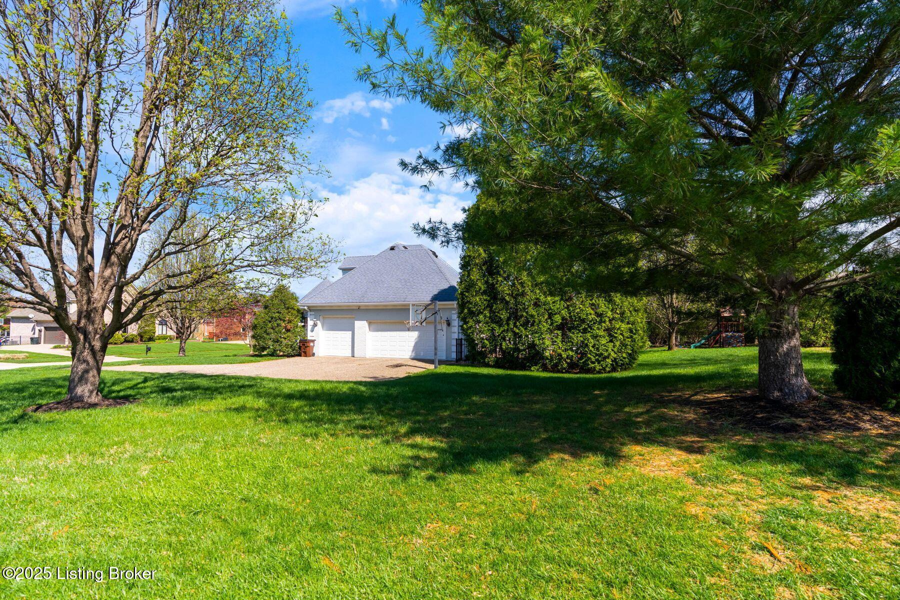 3025 Albrecht Dr, Prospect, Kentucky image 4