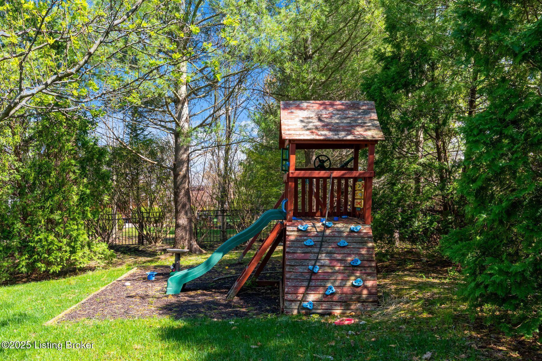 3025 Albrecht Dr, Prospect, Kentucky image 6