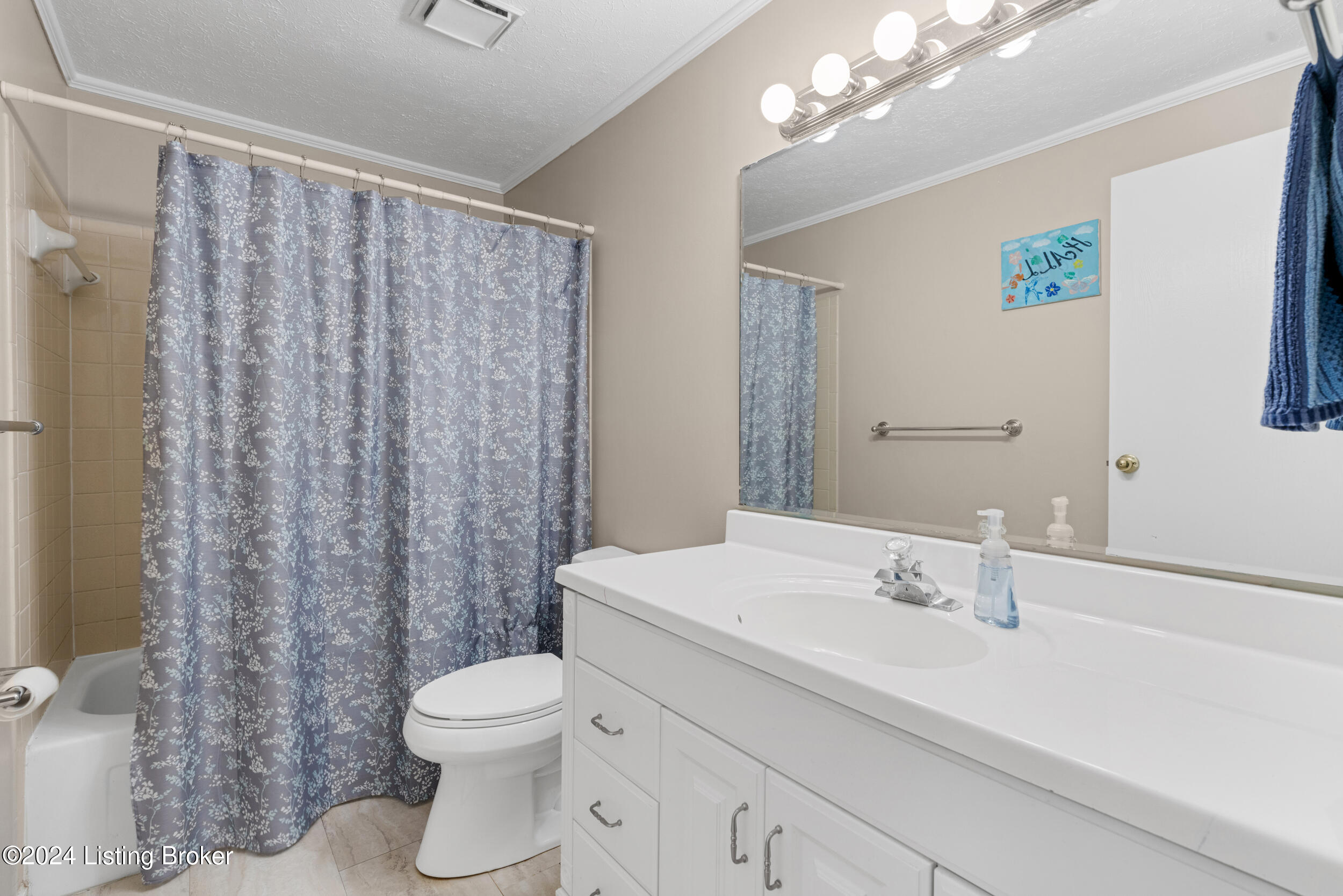9368 Loch Lea Ln, Louisville, Kentucky image 16