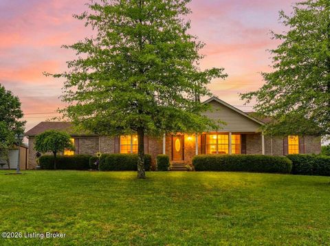 Photo of 577 Winter Dr, Taylorsville, KY 40071 (MLS # 1716046)