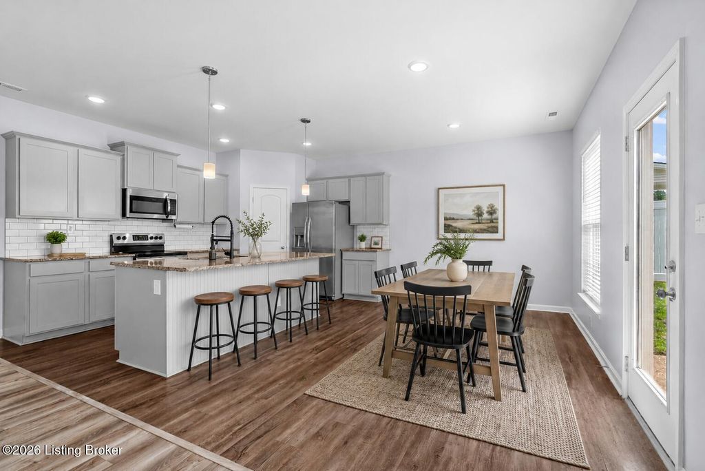Photo of 12015 Cascade Falls Trail, Louisville, KY 40229 (MLS # 1722395)