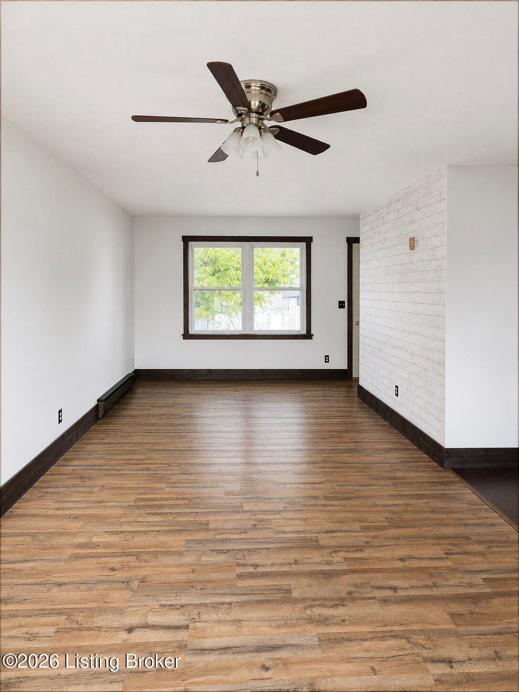 Photo of 135 L&amp;N Turnpike Rd TPKE, Munfordville, KY 42765 (MLS # 1725242)