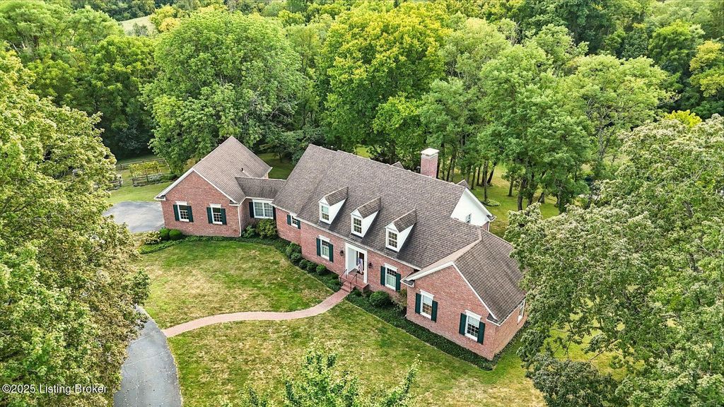 Photo of 3720 Locke Ln, Prospect, KY 40059 (MLS # 1698353)