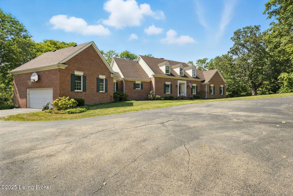 Photo of 3720 Locke Ln, Prospect, KY 40059 (MLS # 1698353)