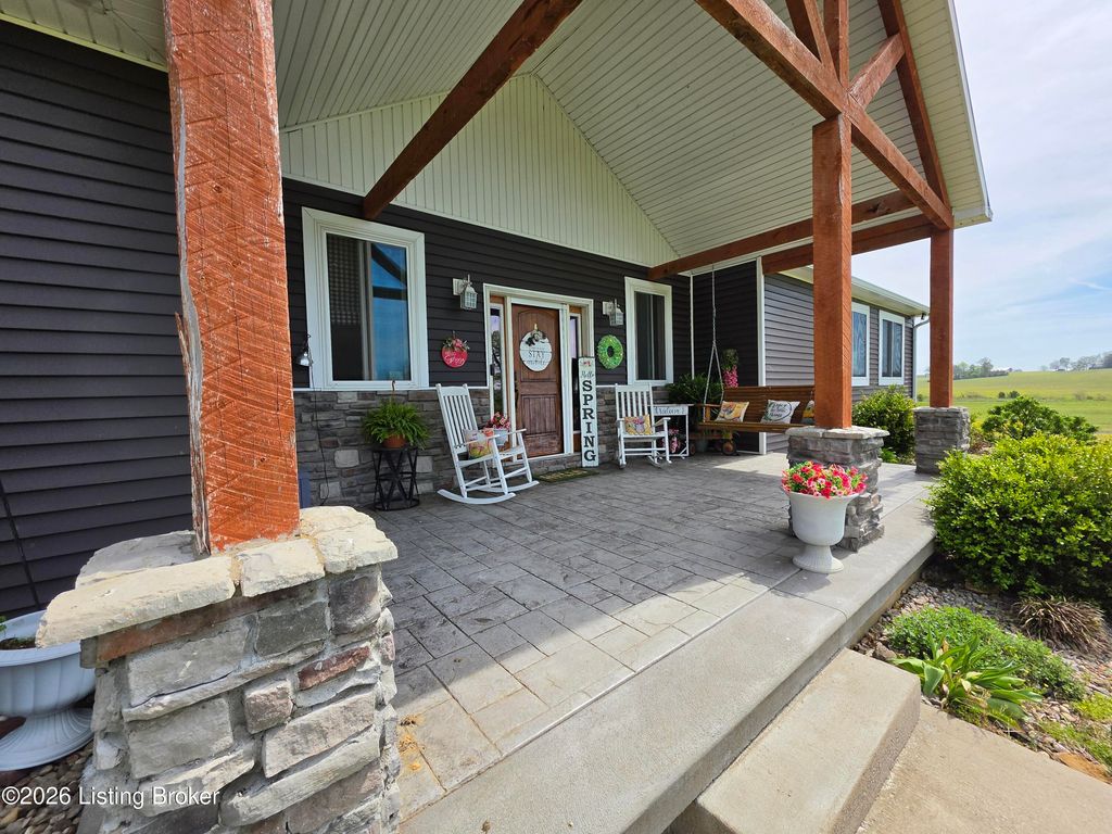 Photo of 155 Wolford Way, Campbellsville, KY 42718 (MLS # 1714075)