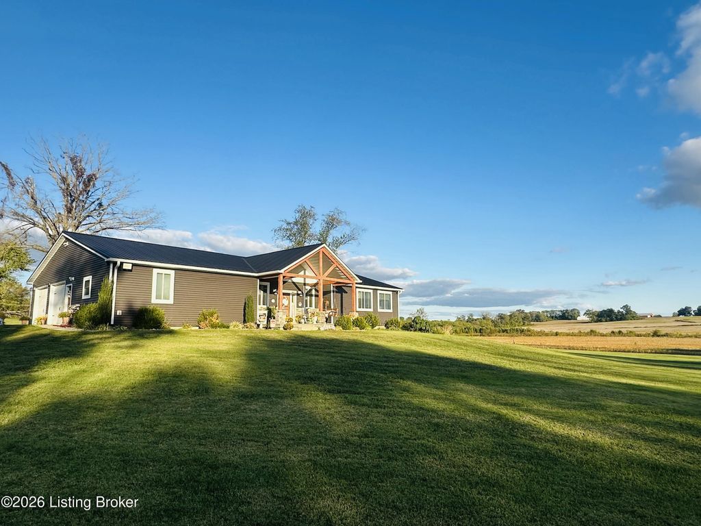 Photo of 155 Wolford Way, Campbellsville, KY 42718 (MLS # 1714075)