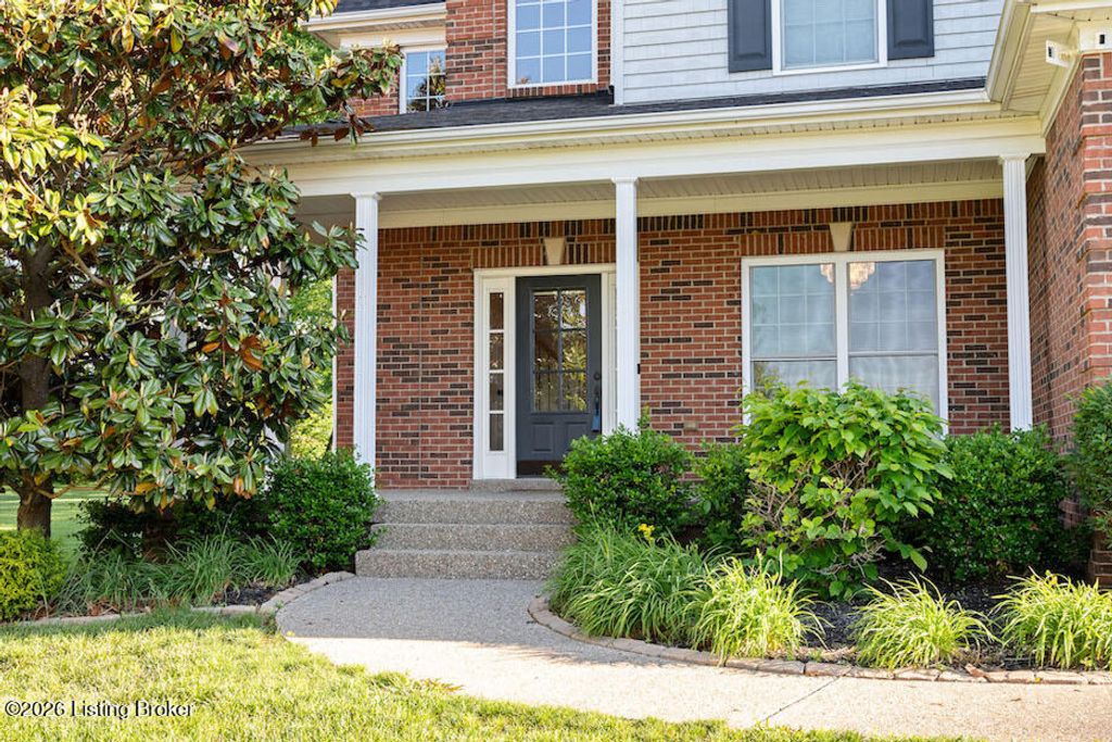 Photo of 505 Enclave Pl, Louisville, KY 40245 (MLS # 1717014)
