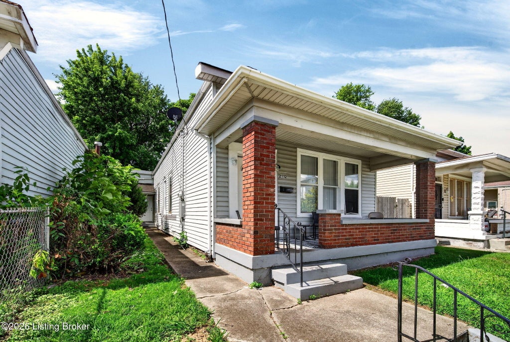 Photo of 2112 W Madison St, Louisville, KY 40211 (MLS # 1729071)