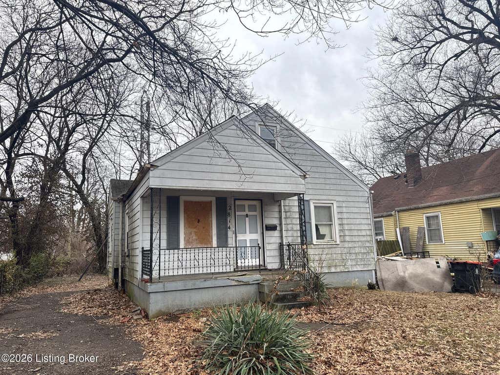Photo of 2525 Standard Ave, Louisville, KY 40210 (MLS # 1721184)